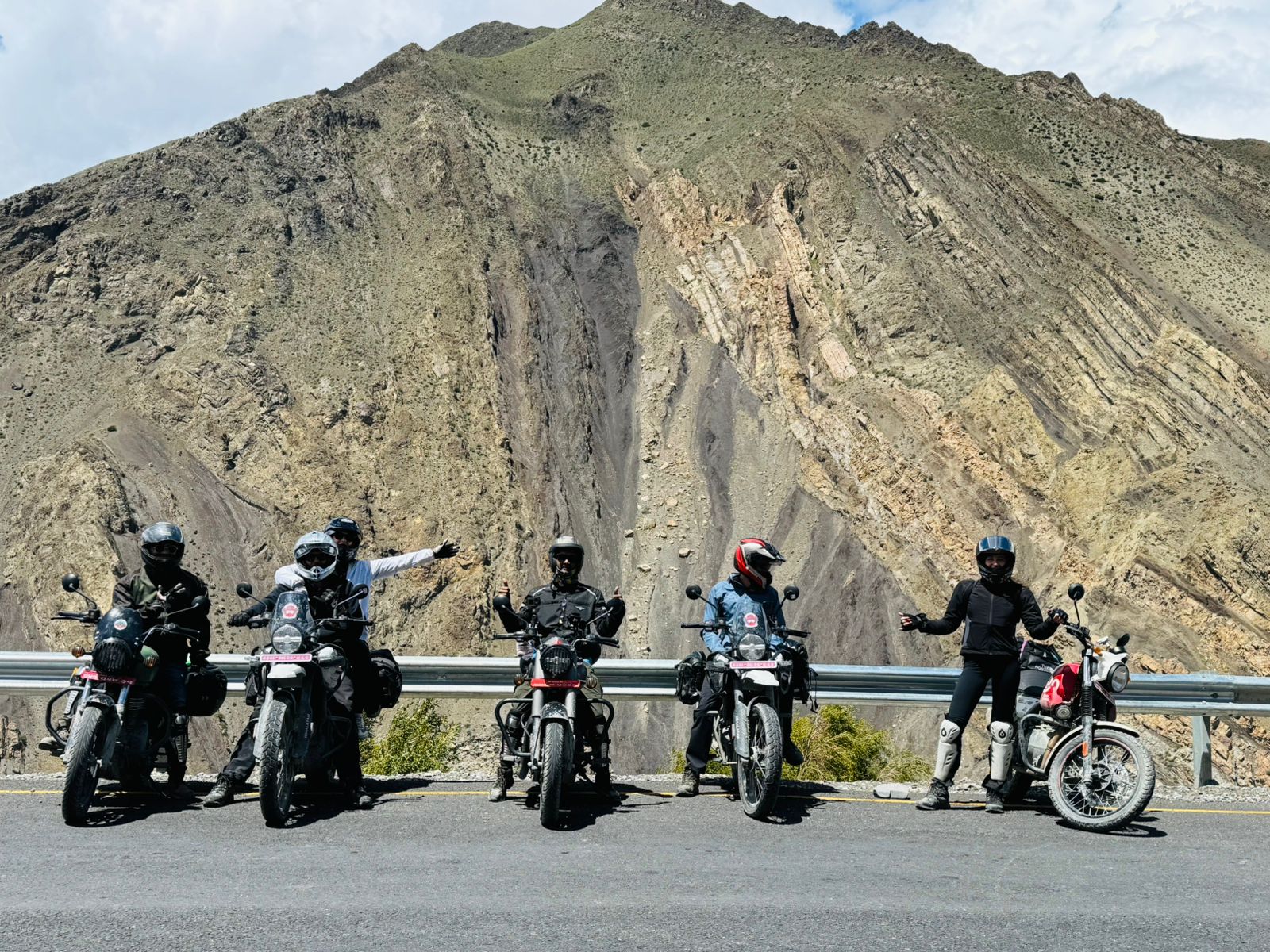 Day 7: Kagbeni to Muktinath (3,800m) and back (40 km, 4–5 hrs) - Image 6