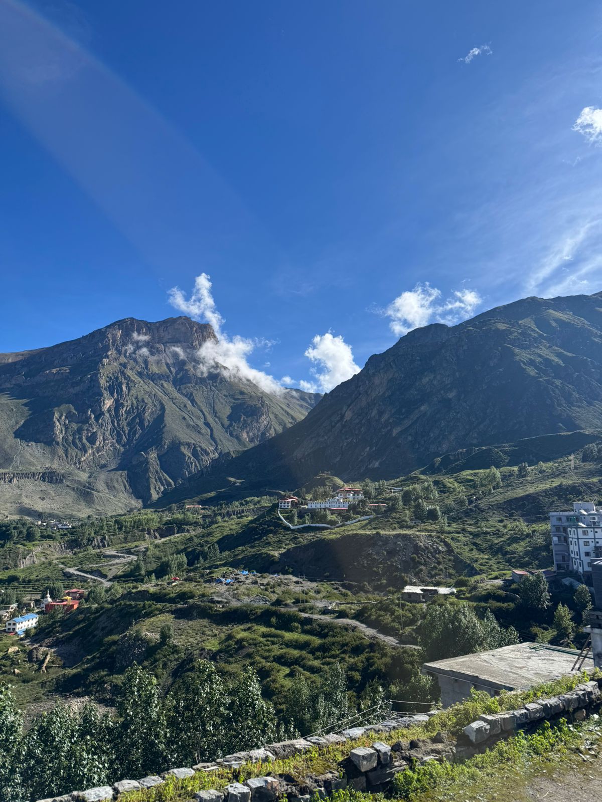 Day 6: Marpha to Jomsom to Kagbeni (50 km, 5 hrs)