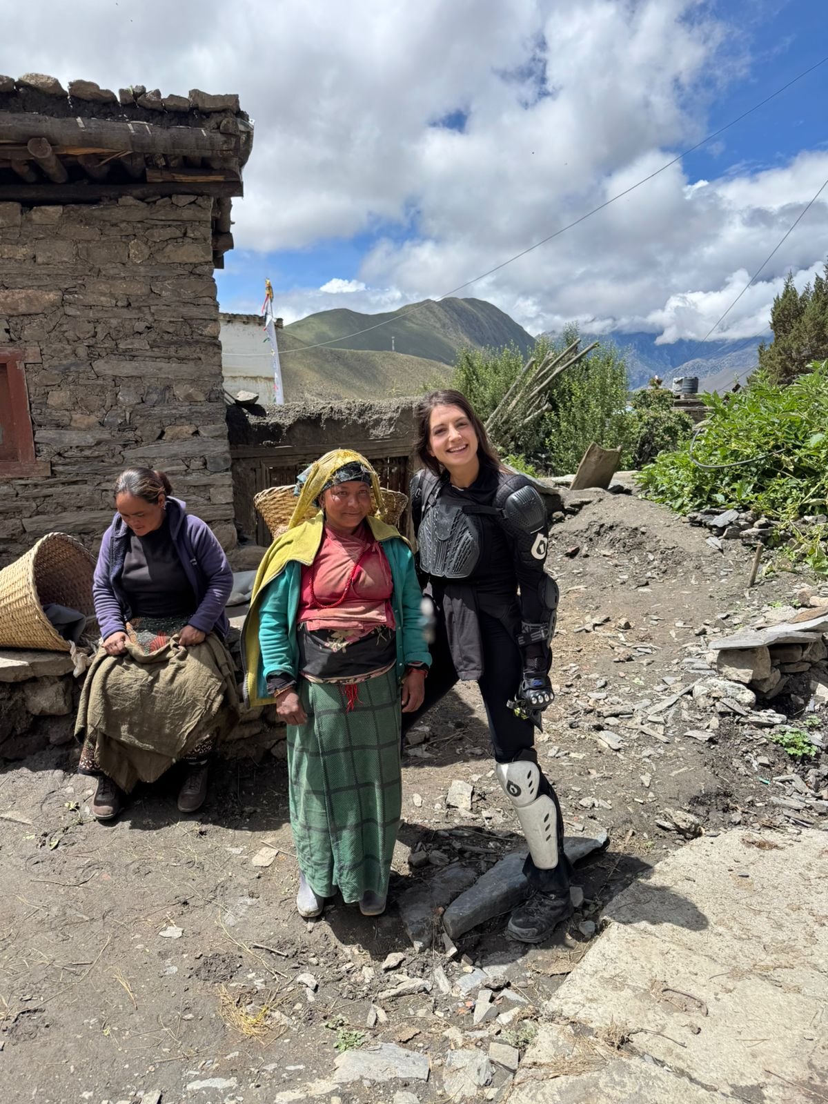 Day 7: Kagbeni to Muktinath (3,800m) and back (40 km, 4–5 hrs)